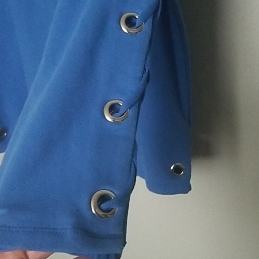 Susan Graver Casual Vibrant Blue Medium Lace Up Sleeves Sweater Top - Picture 4 of 7